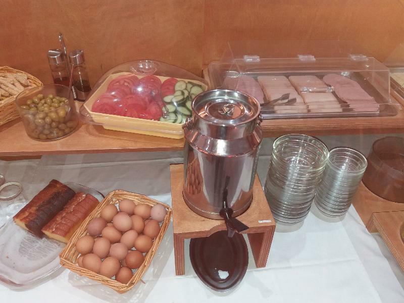 Anita Beach Hotel- Adults Only 레팀노 외부 사진