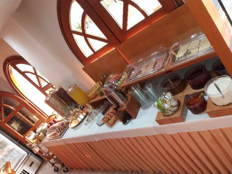 Anita Beach Hotel- Adults Only 레팀노 외부 사진